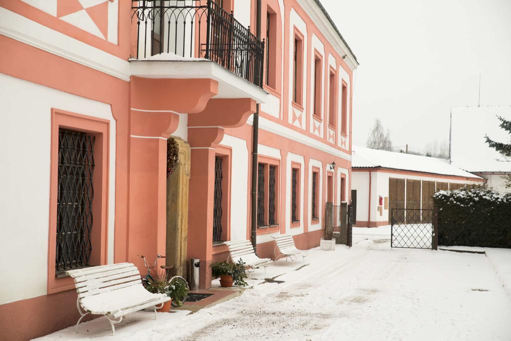 Hotel Zamek Lobec Exterior foto