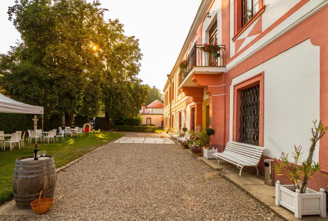 Hotel Zamek Lobec Exterior foto