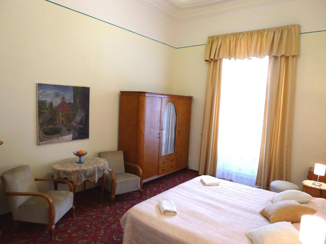Hotel Zamek Lobec Exterior foto